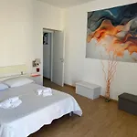 Brimiky House *