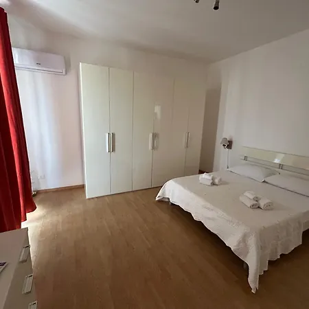 Brimiky House Apartamento *