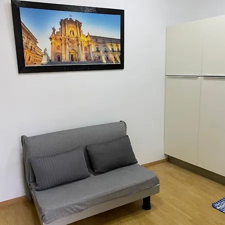Apartment Brimiky House Syrakus