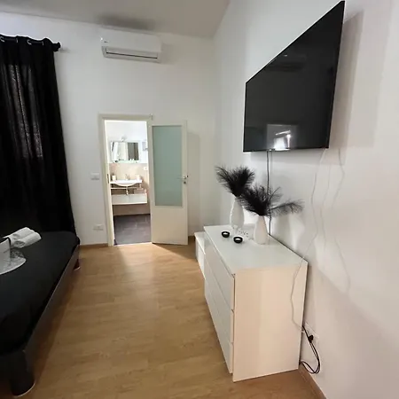 Brimiky House Syrakus