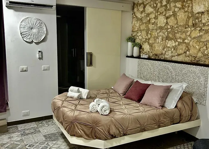 Brimiky House Apartment Syracuse